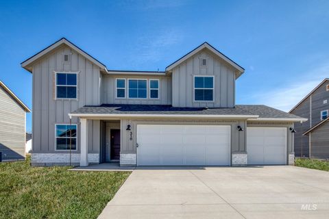 Photo of 318 Chalcedony Ave, Caldwell, ID 83605 (MLS # 98936864)