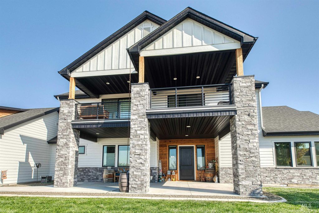 Photo of 8627 Latimore Ln, Middleton, ID 83644 (MLS # 98959808)