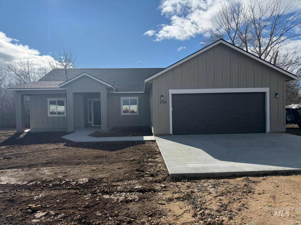 Photo of 1705 Ruth Lane, Nampa, ID 83686 (MLS # 98974312)