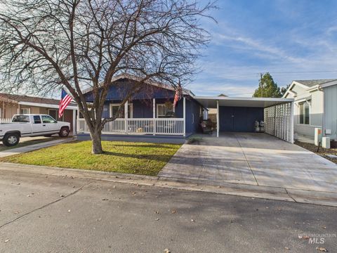 Photo of 1401 Republic Lane, Emmett, ID 83617 (MLS # 98971560)