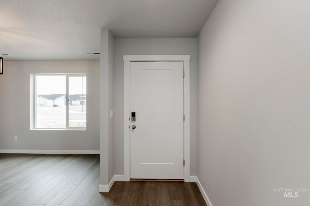 Photo of 3018 E Mossy Creek Dr, Kuna, ID 83634 (MLS # 98969752)