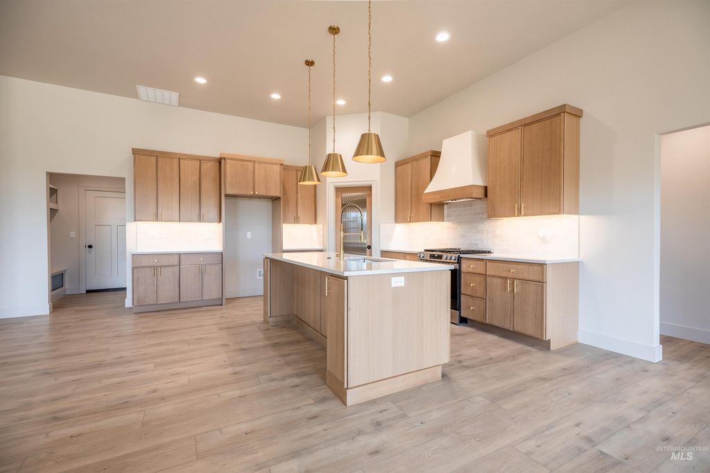 Photo of 1565 Clear Creek Loop, Twin Falls, ID 83301 (MLS # 98980325)