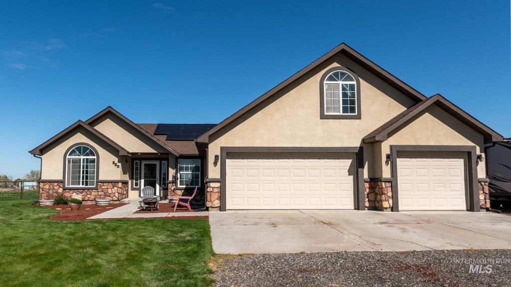 Photo of 280 Dollar Hide Way, Jerome, ID 83338 (MLS # 98981884)