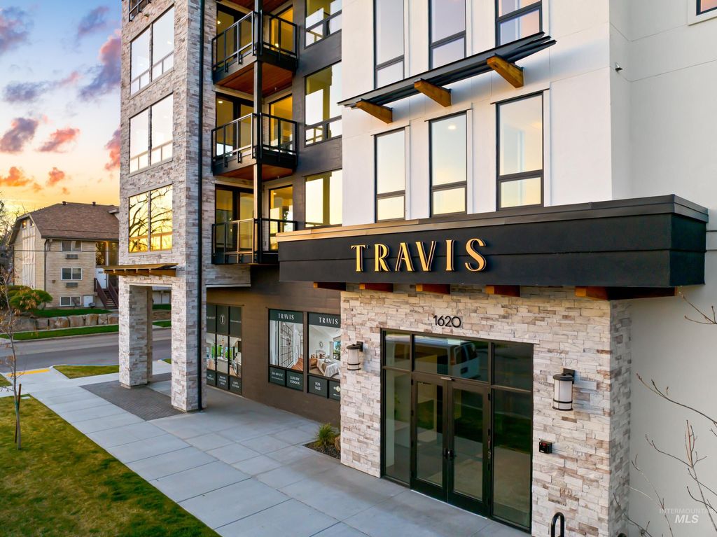 Photo of 1620 W Bannock St #301, Boise, ID 83702 (MLS # 98984257)
