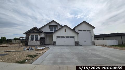 523 E Jarvis Ct. Meridian ID 83642