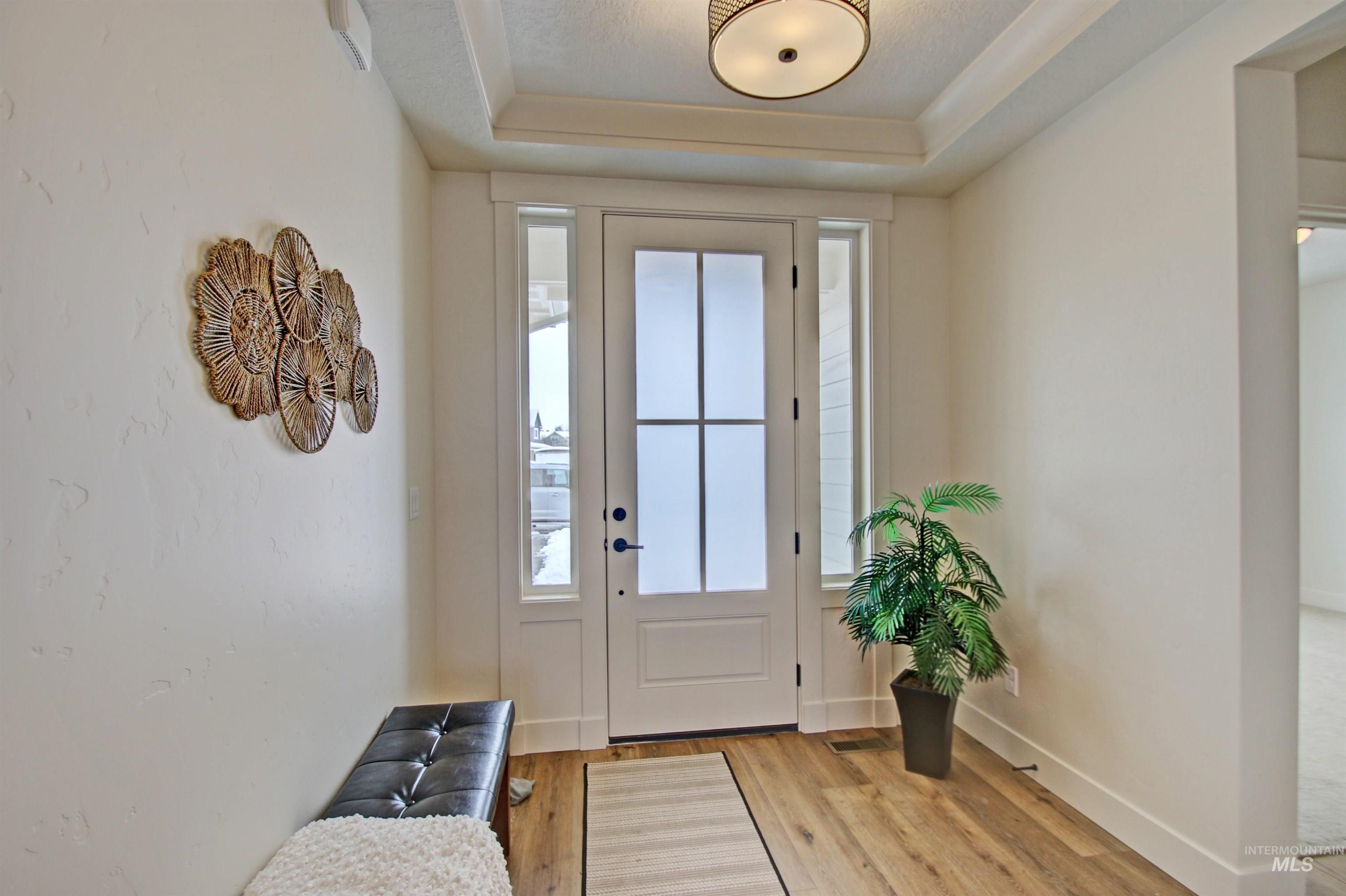 523 E Jarvis Ct.