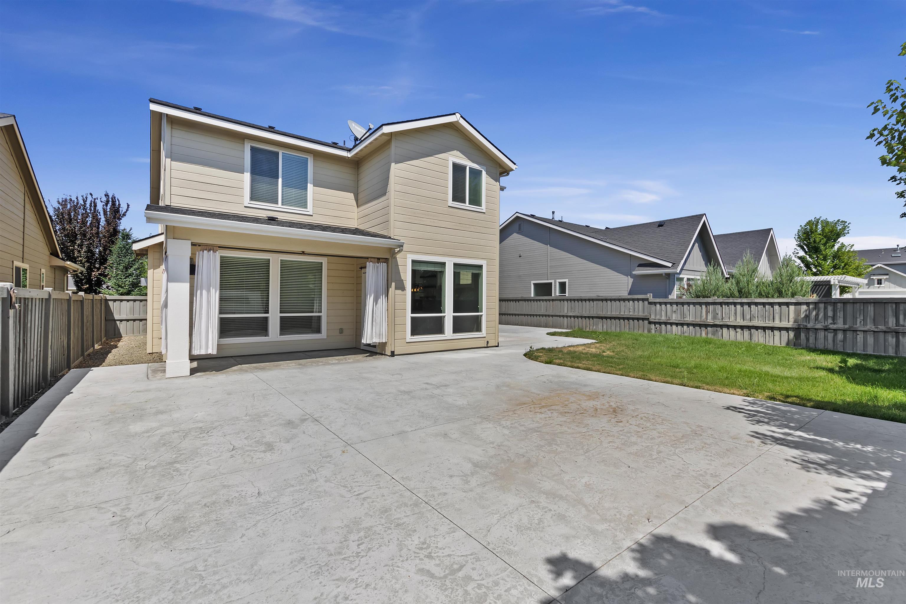 3383 E Renwick St, Meridian, Idaho image 36