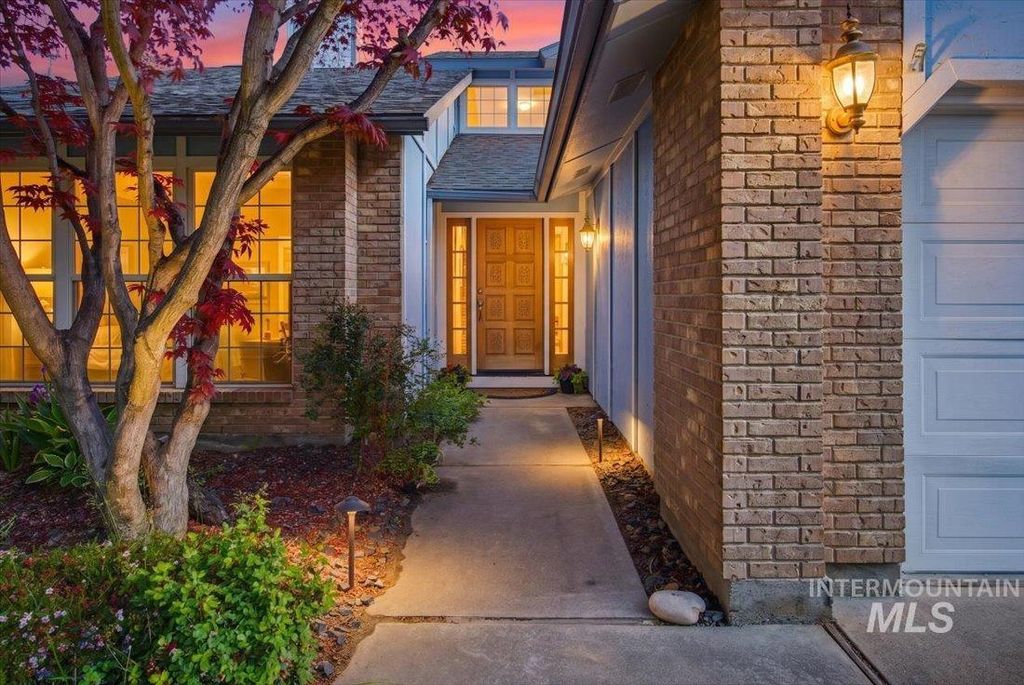Photo of 9950 W Alliance, Boise, ID 83704 (MLS # 98984516)