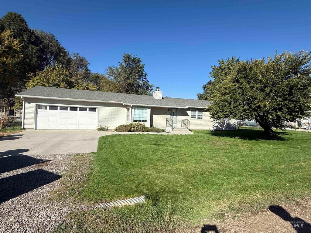 Photo of 2595 N 3rd E, Mountain Home, ID 83647 (MLS # 98968312)