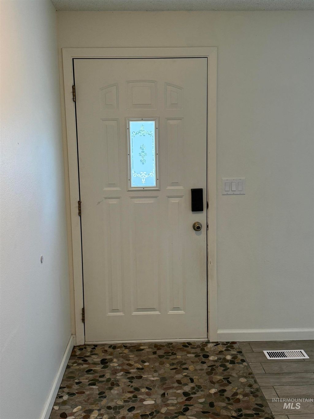 Photo of 2595 N 3rd E, Mountain Home, ID 83647 (MLS # 98968312)