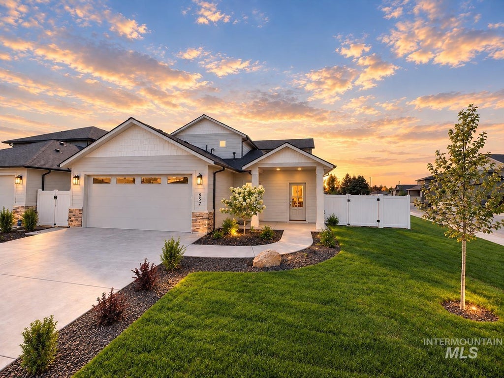 Photo of 657 S Cassandra Ave, Kuna, ID 83634 (MLS # 99001068)
