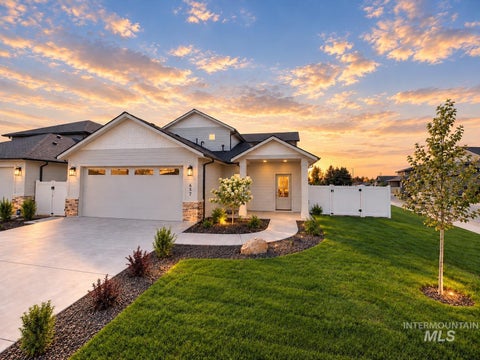 Photo of 657 S Cassandra Ave, Kuna, ID 83634 (MLS # 99001068)