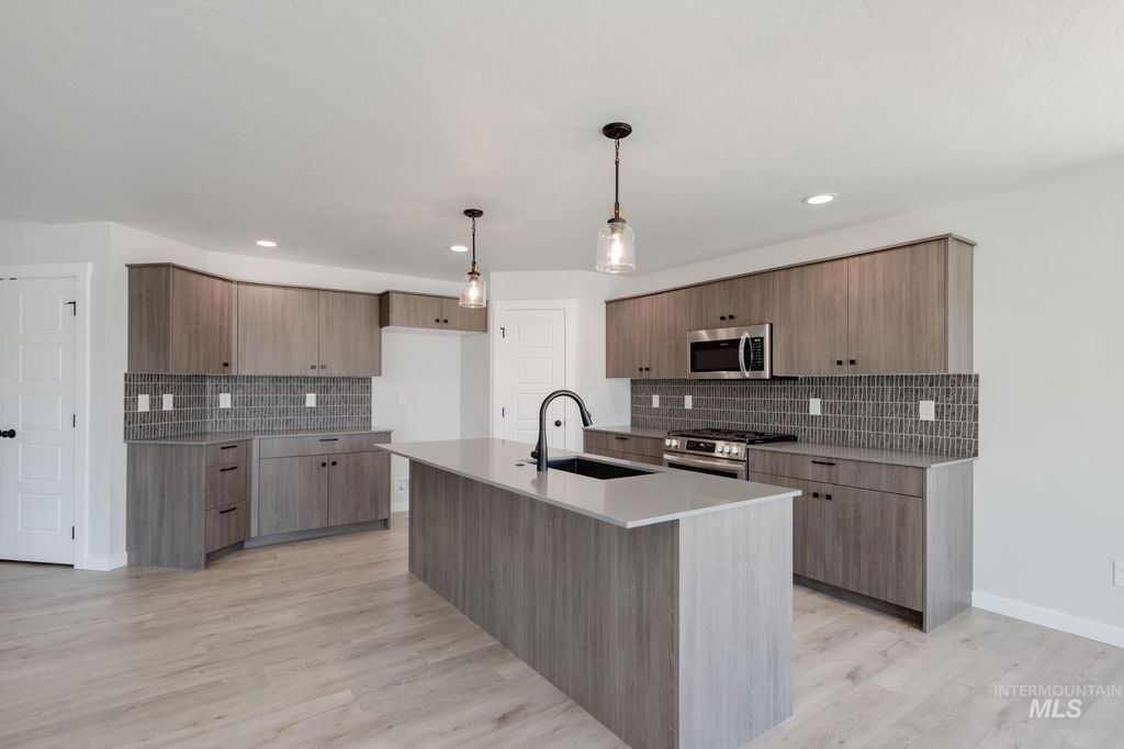 Photo of 5359 W Yarnell St, Eagle, ID 83616 (MLS # 98970079)