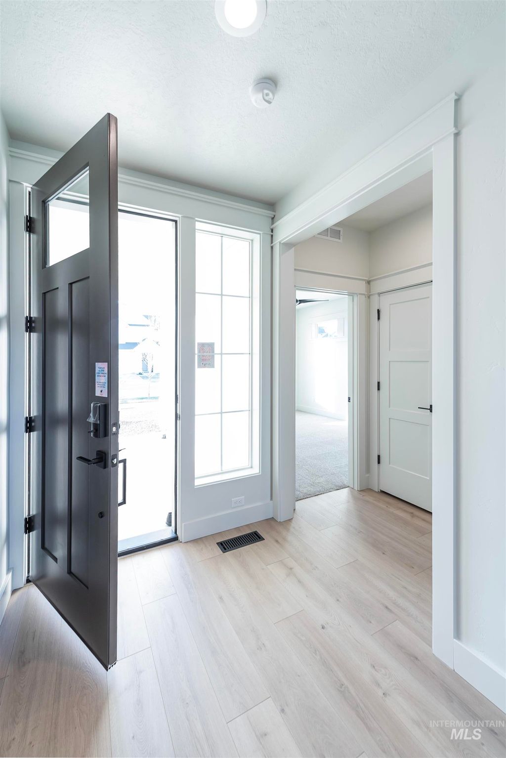 Photo of 9426 S Egg Harbor, Kuna, ID 83634 (MLS # 98971997)