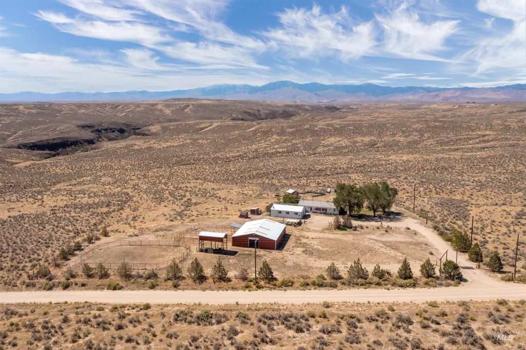 Photo of 15423 Tyson Road, Murphy, ID 83650 (MLS # 98958750)