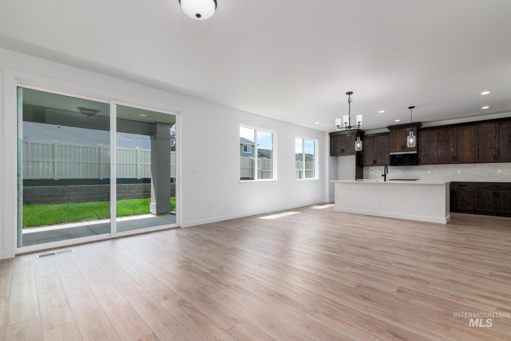 Photo of 6294 W Snow Currant St, Meridian, ID 83646 (MLS # 98975580)