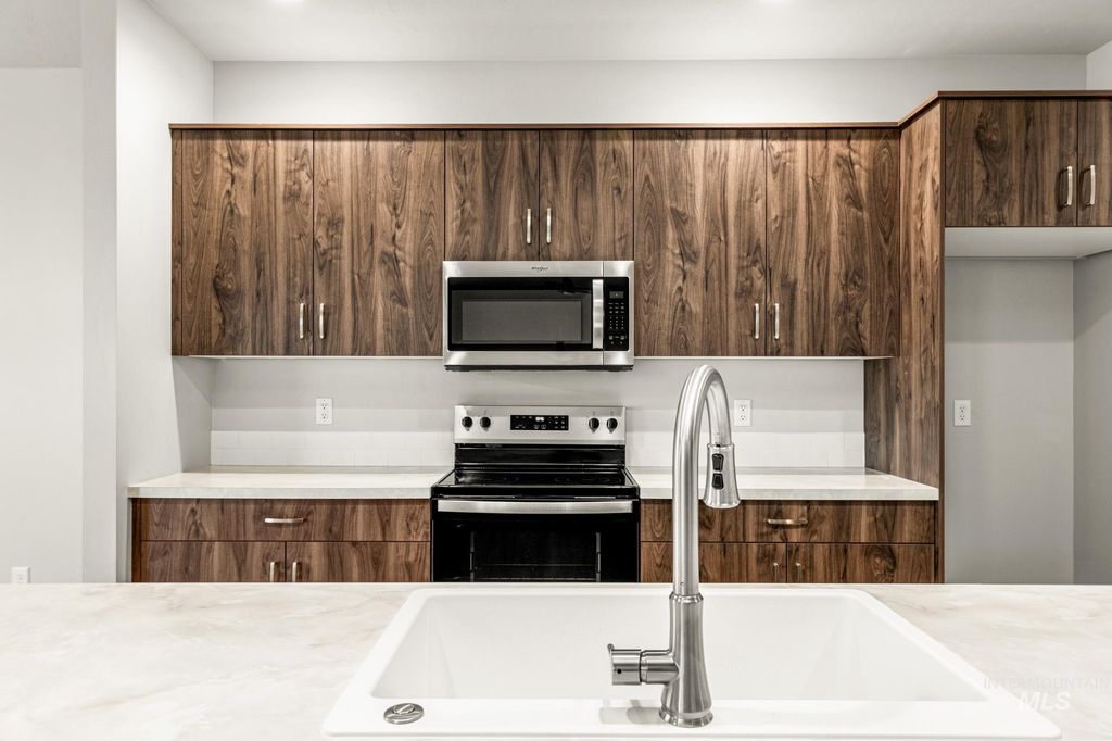 Photo of 4305 S Red Sox Way, Nampa, ID 83686 (MLS # 98970580)