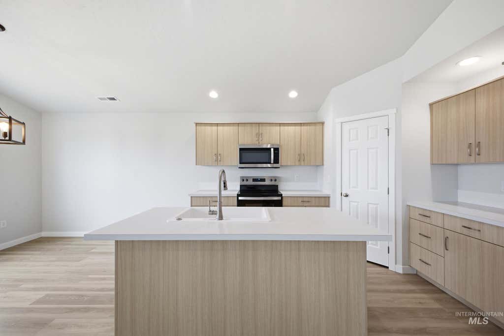 Photo of 1598 Sunday River St, Middleton, ID 83644 (MLS # 98991828)