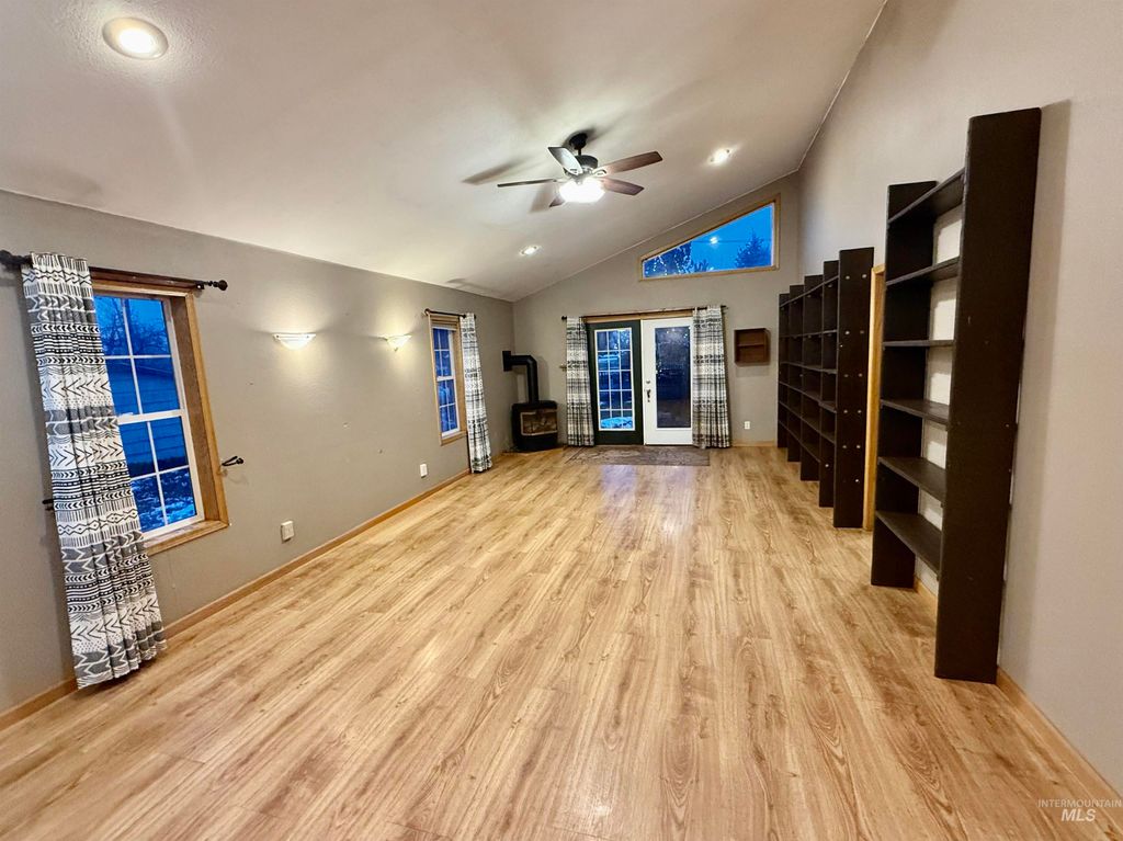 Photo of 417 Maple St, Nezperce, ID 83543 (MLS # 98969197)