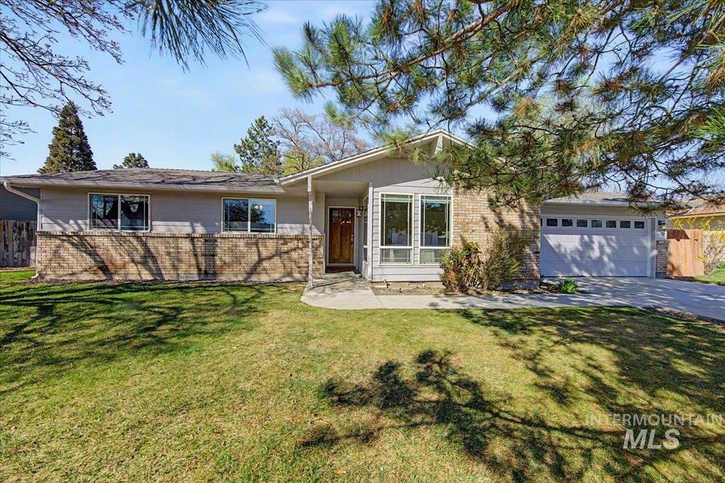 Photo of 11880 W Arch St, Boise, ID 83713 (MLS # 98979738)