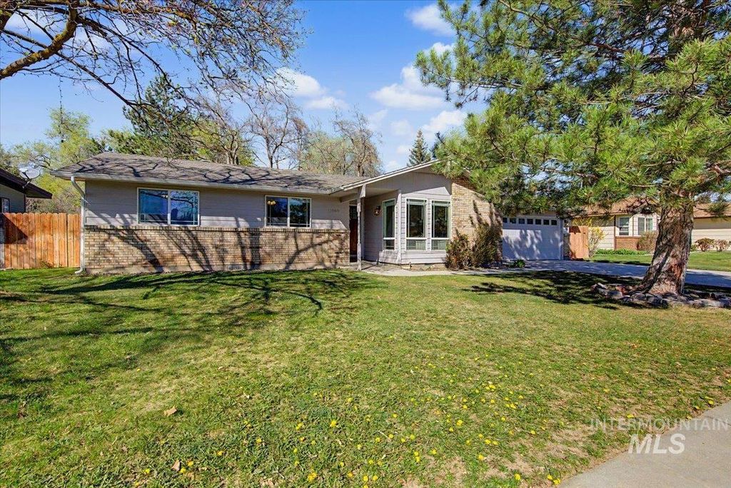 Photo of 11880 W Arch St, Boise, ID 83713 (MLS # 98979738)