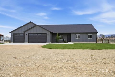 Photo of 6617 Red Rock, Marsing, ID 83639 (MLS # 98978208)