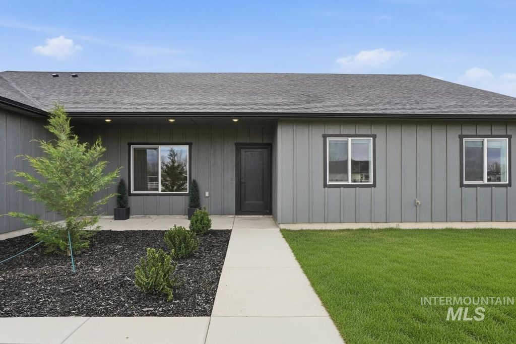 Photo of 6617 Red Rock, Marsing, ID 83639 (MLS # 98978208)