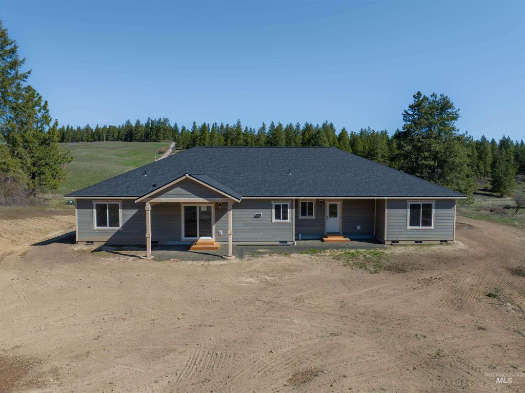 Photo of 1283 Bear Creek Road, Princeton, ID 83857 (MLS # 98982107)