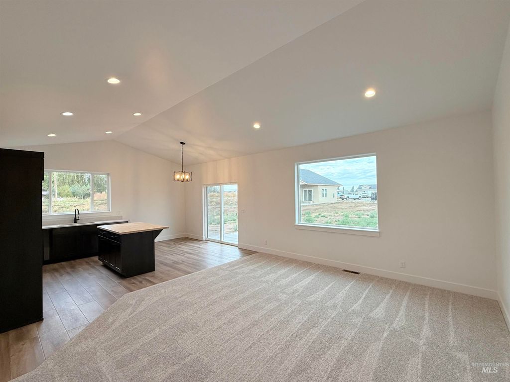 Photo of 1112 13th St, Rupert, ID 83350 (MLS # 98963879)