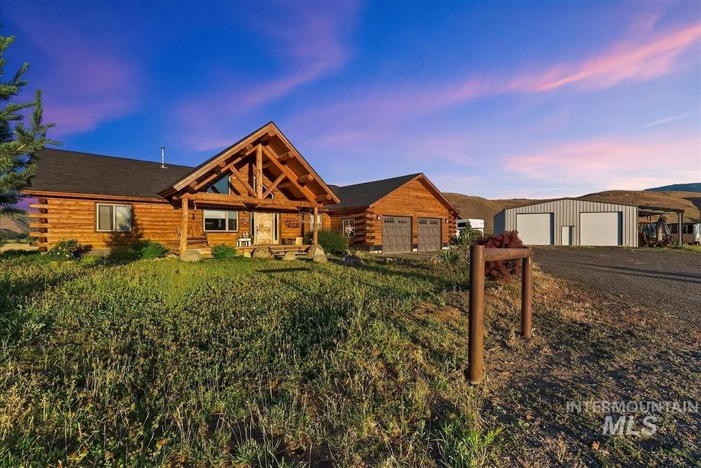 Photo of 1684 Stirrup Way, Council, ID 83612 (MLS # 98980580)