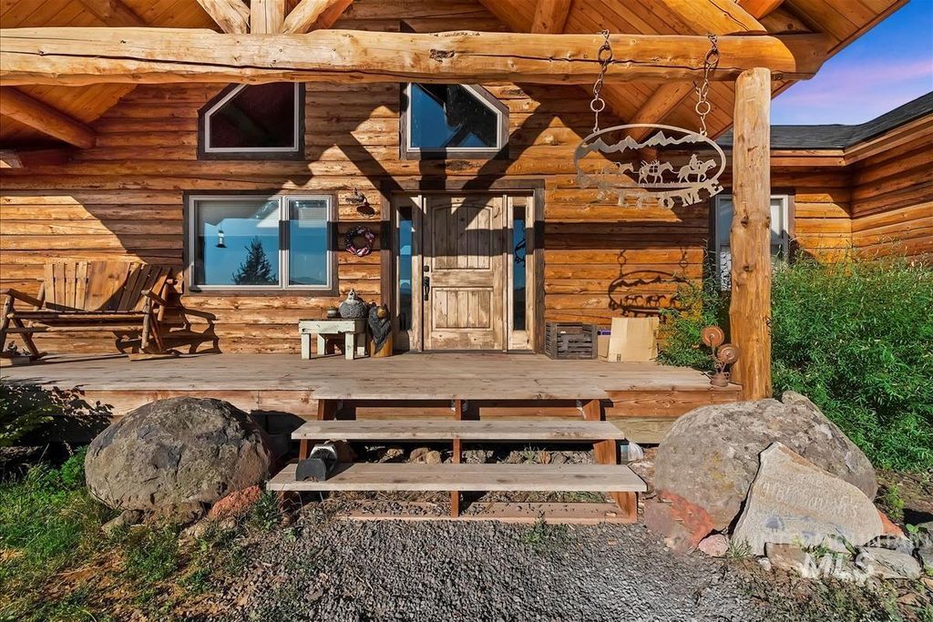 Photo of 1684 Stirrup Way, Council, ID 83612 (MLS # 98980580)