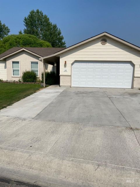 Photo of 1285 Golden Pheasant Dr, Twin Falls, ID 83301 (MLS # 98974008)