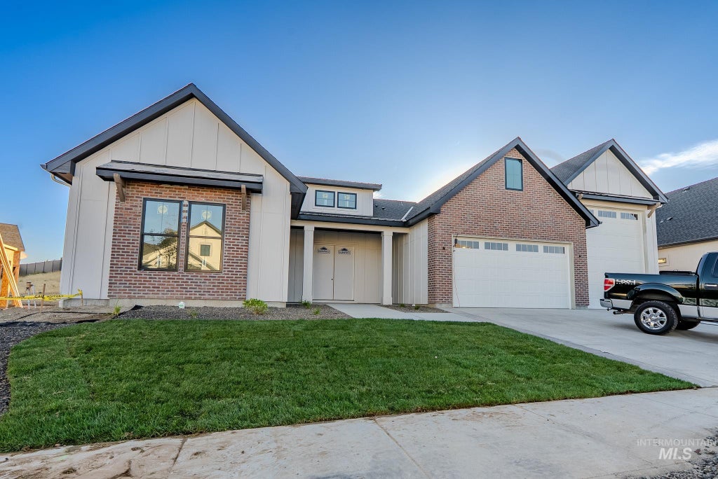 Photo of 7135 N Firhill Place, Eagle, ID 83616 (MLS # 99001295)