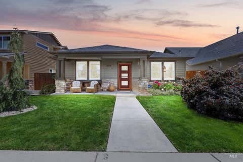 Photo of 7588 N Froman Avenue, Boise, ID 83714 (MLS # 98987414)