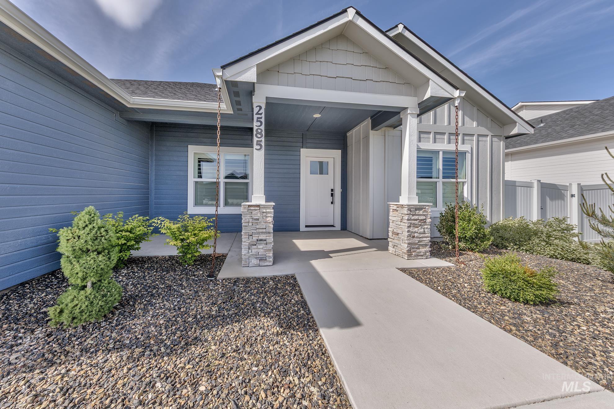 2585 NE 15th Avenue