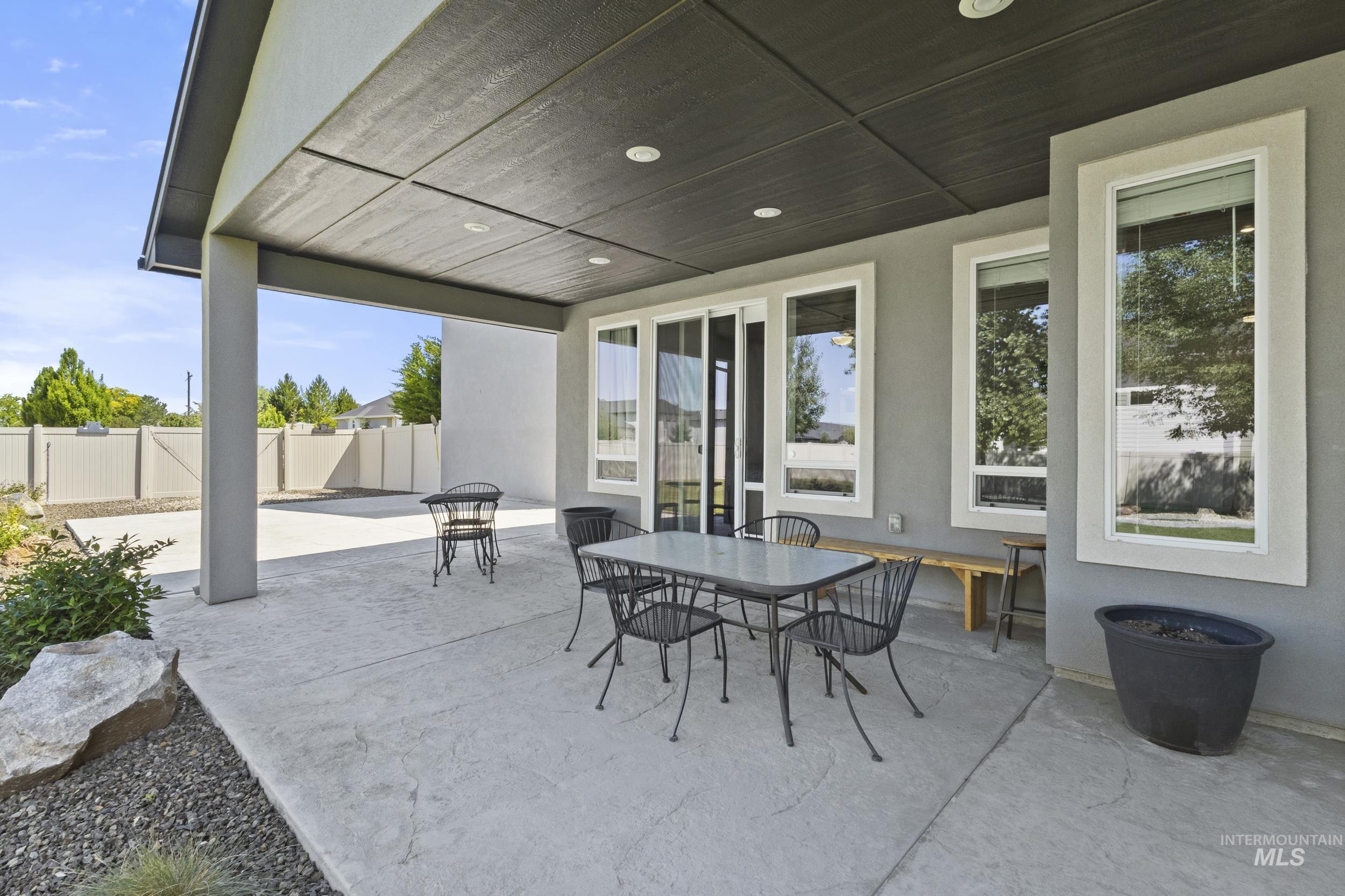 9935 Falls Point Way