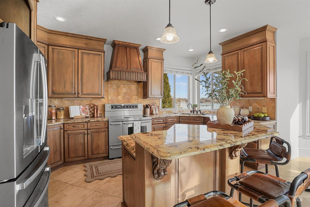 Photo of 101 Pelican Drive, Rupert, ID 83350 (MLS # 98971736)