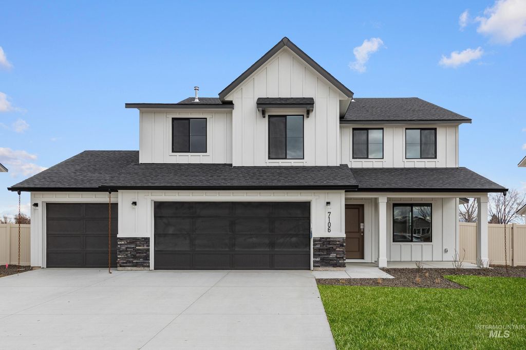 Photo of 13677 Redway Ct, Caldwell, ID 83607 (MLS # 98987179)