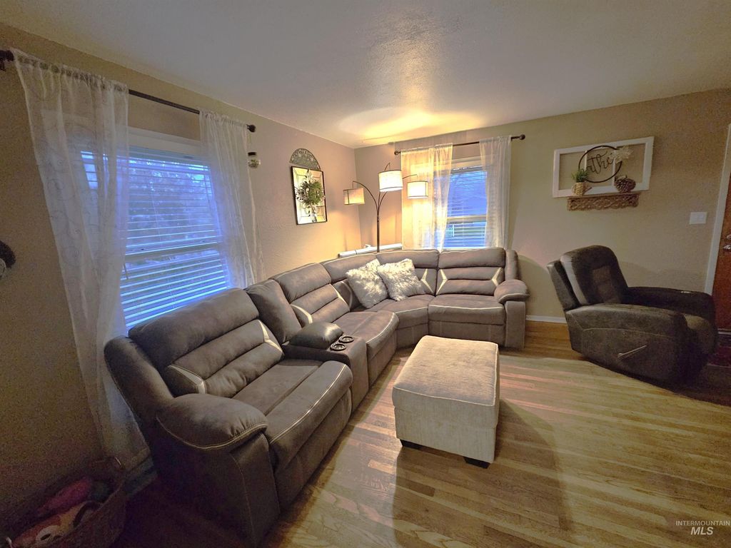 Photo of 616 12th Street, Clarkston, WA 99403 (MLS # 98969453)