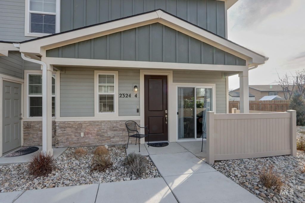 Photo of 2324 E. Spice Loop #4, Nampa, ID 83687 (MLS # 98974710)