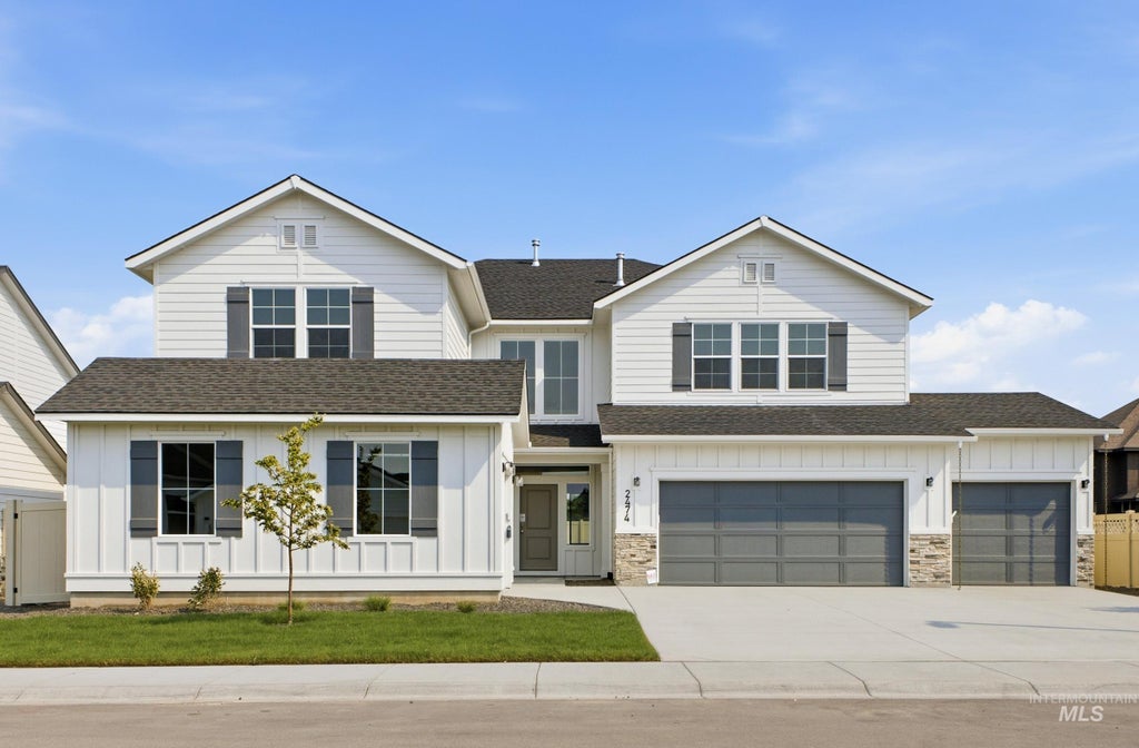 Photo of 868 Thunderbolt St, Mountain Home, ID 83647 (MLS # 98999144)