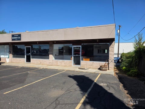 Photo of 145 Thain Rd #Suite F, Lewiston, ID 83501 (MLS # 99001775)