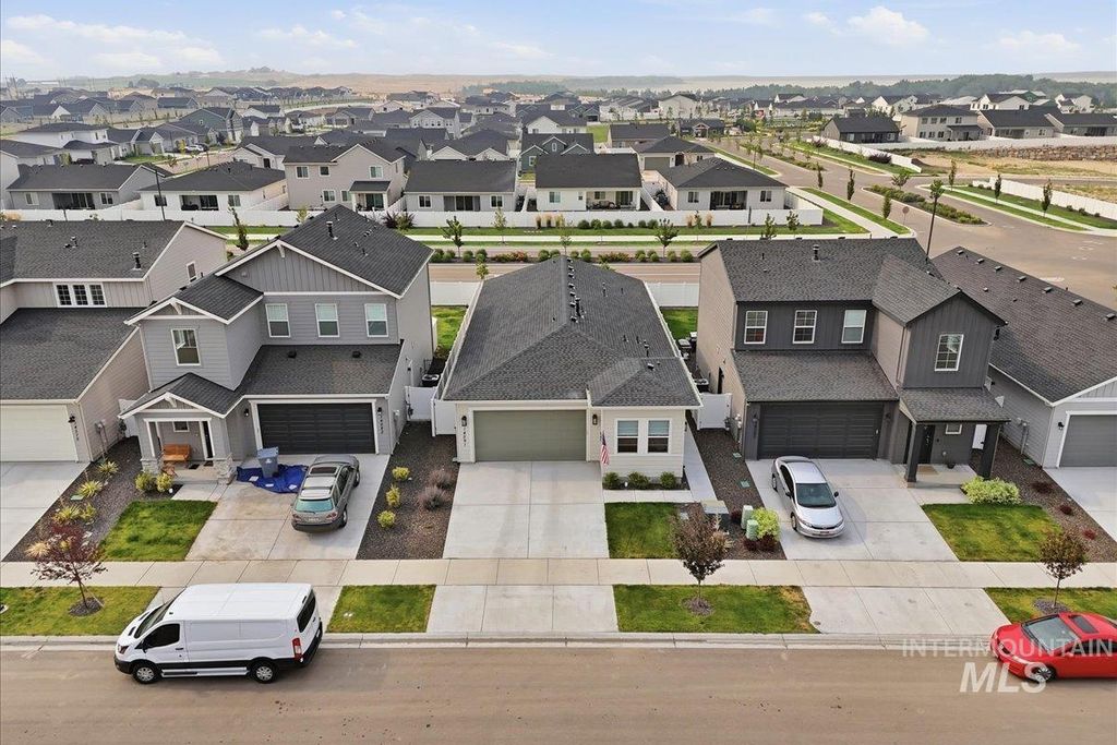 Photo of 14591 Wing Spread Ct, Caldwell, ID 83607 (MLS # 98994923)