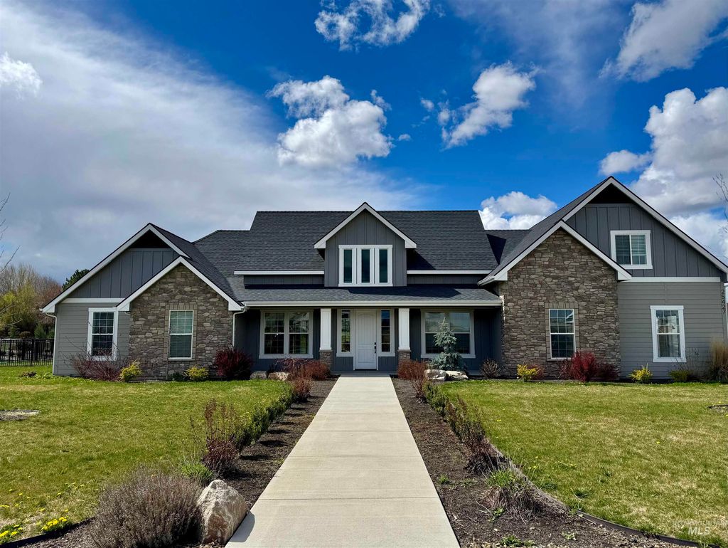 Photo of 25427 Havard Oak Pl, Caldwell, ID 83607 (MLS # 98980539)