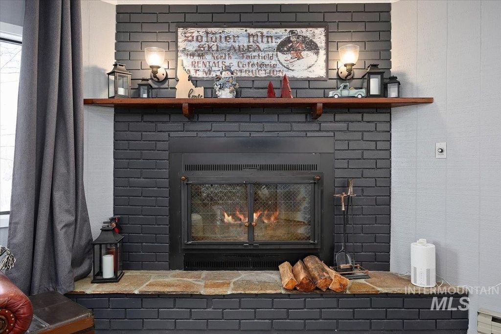 Photo of 186 Phillips Creek Lane, Fairfield, ID 83327 (MLS # 98973719)