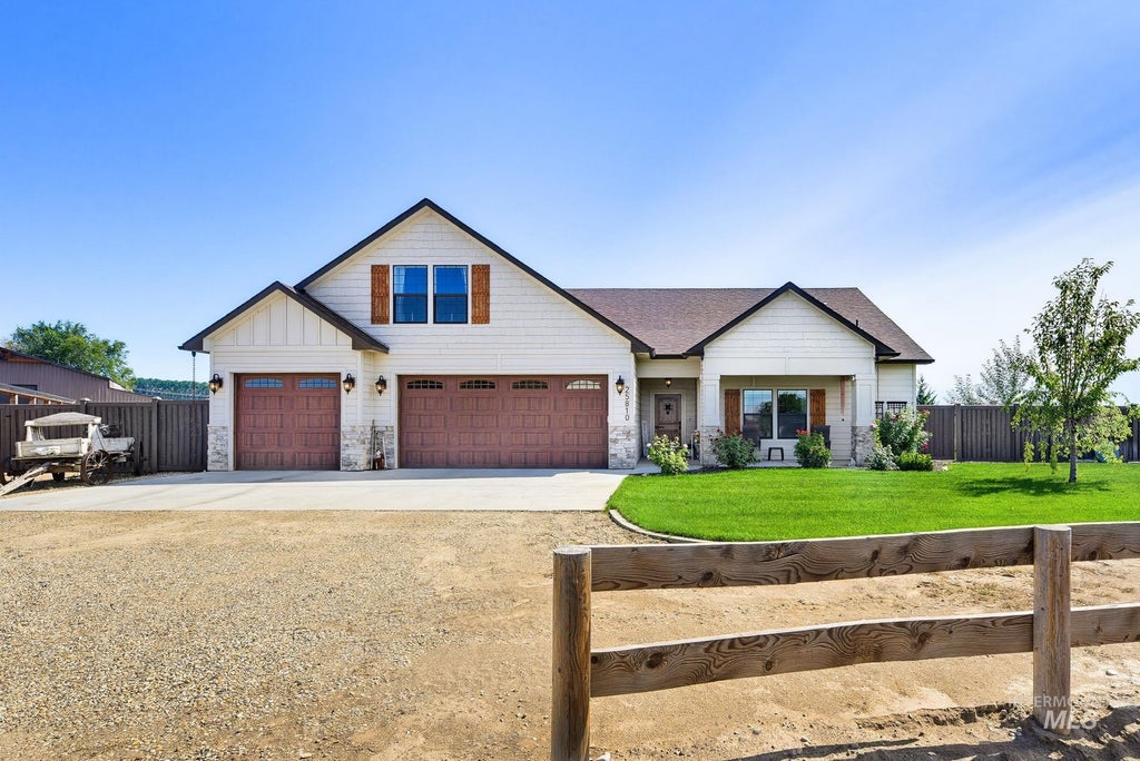 Photo of 25810 Chandler Dr, Wilder, ID 83676 (MLS # 99000382)