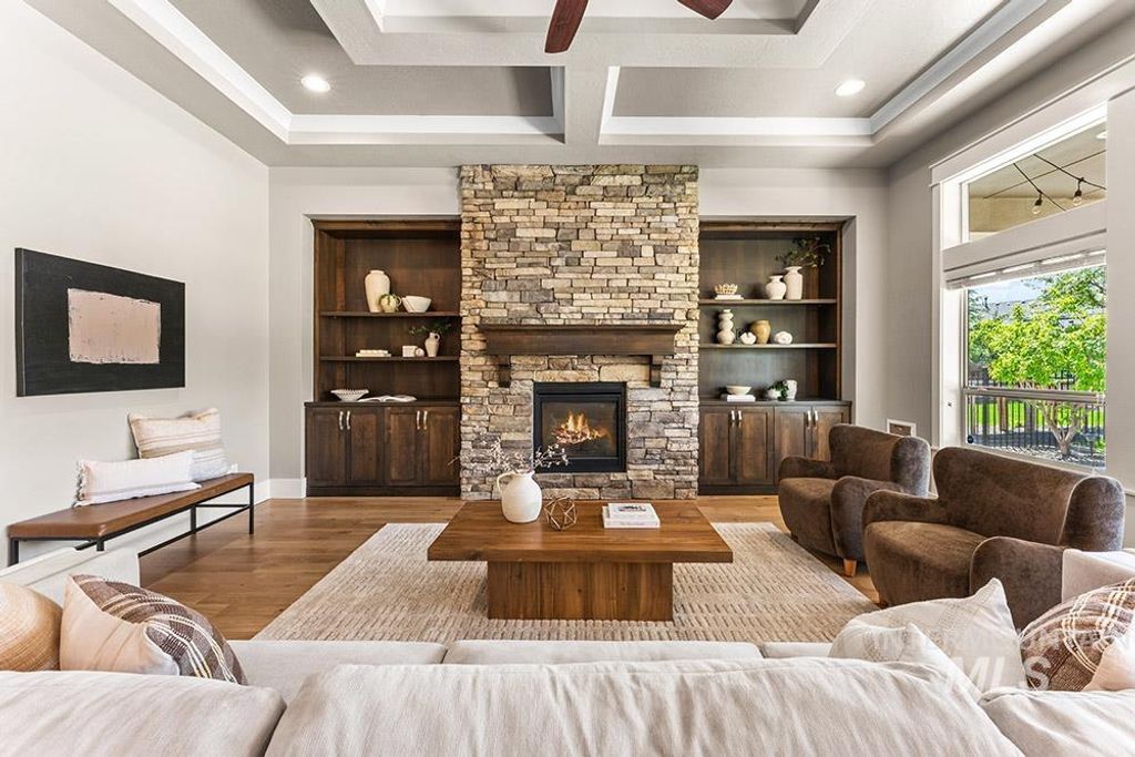 Photo of 2871 S Fox Run Avenue, Eagle, ID 83616 (MLS # 98982468)