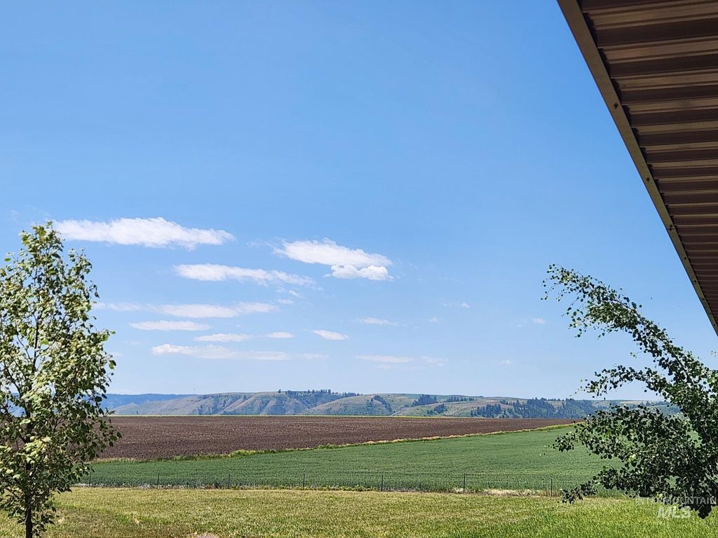 Photo of 232 Camas Road, Grangeville, ID 83530 (MLS # 98959376)