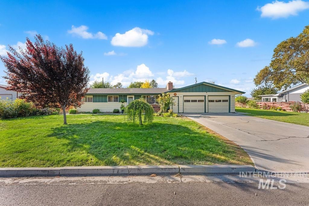 Photo of 127 W Mckinley ST, New Plymouth, ID 83655 (MLS # 99001153)