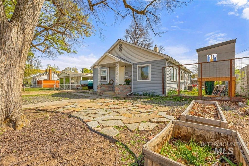 Photo of 1714 S Abbs St, Boise, ID 83705 (MLS # 98981396)